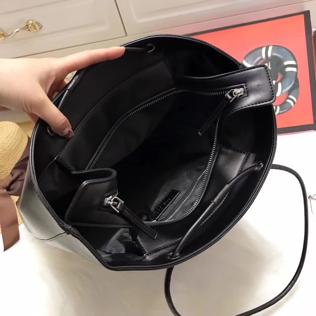 Balenciaga North-South Calfskin Shopping Bag M-Black - image 10