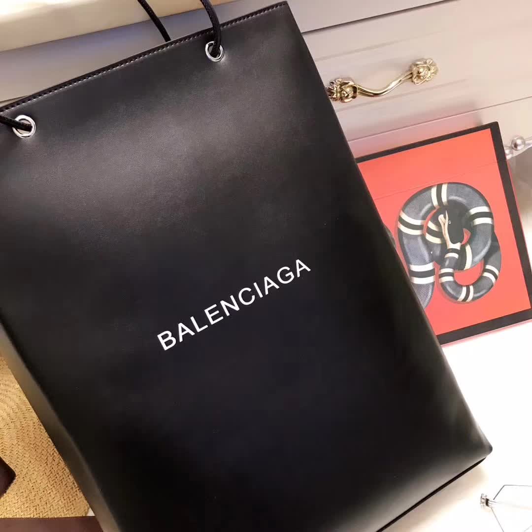 Balenciaga North-South Calfskin Shopping Bag M-Black - image 5