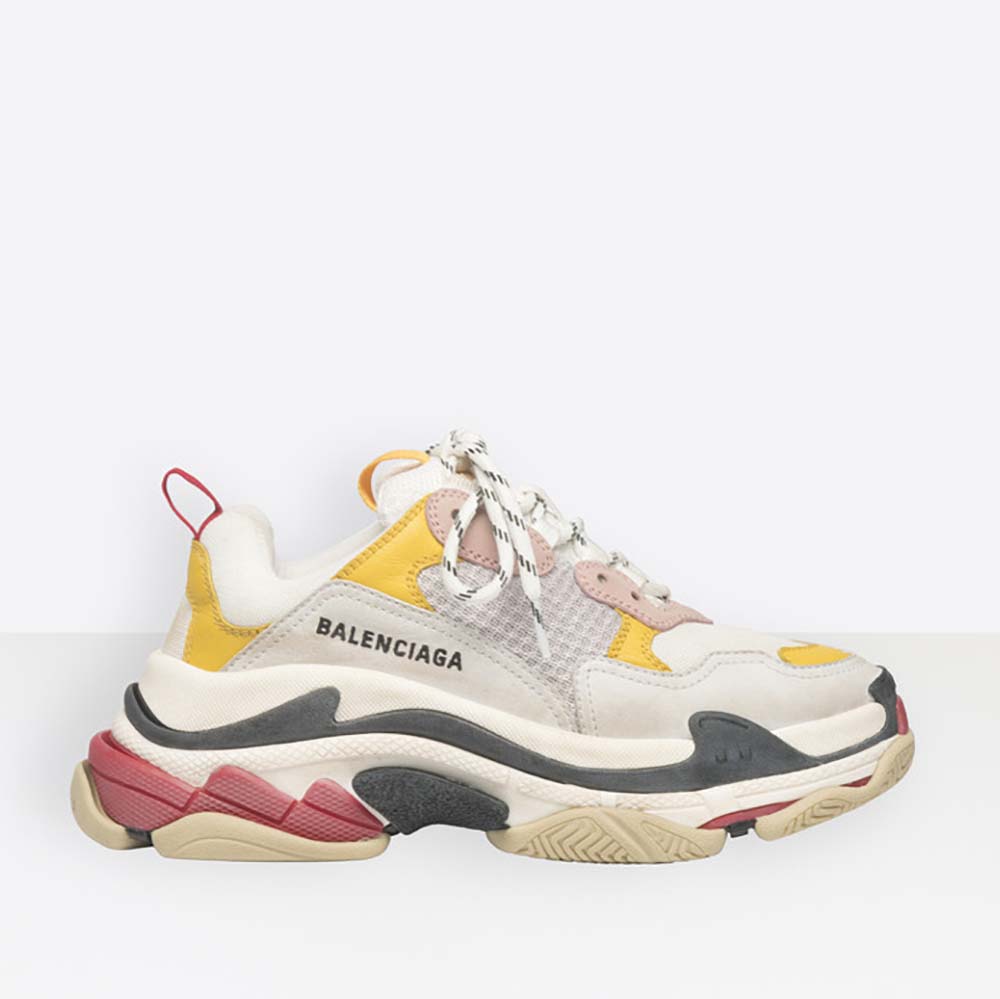 Side profile of Balenciaga Unisex Shoes Triple S Trainers 10mm Heel-Pink