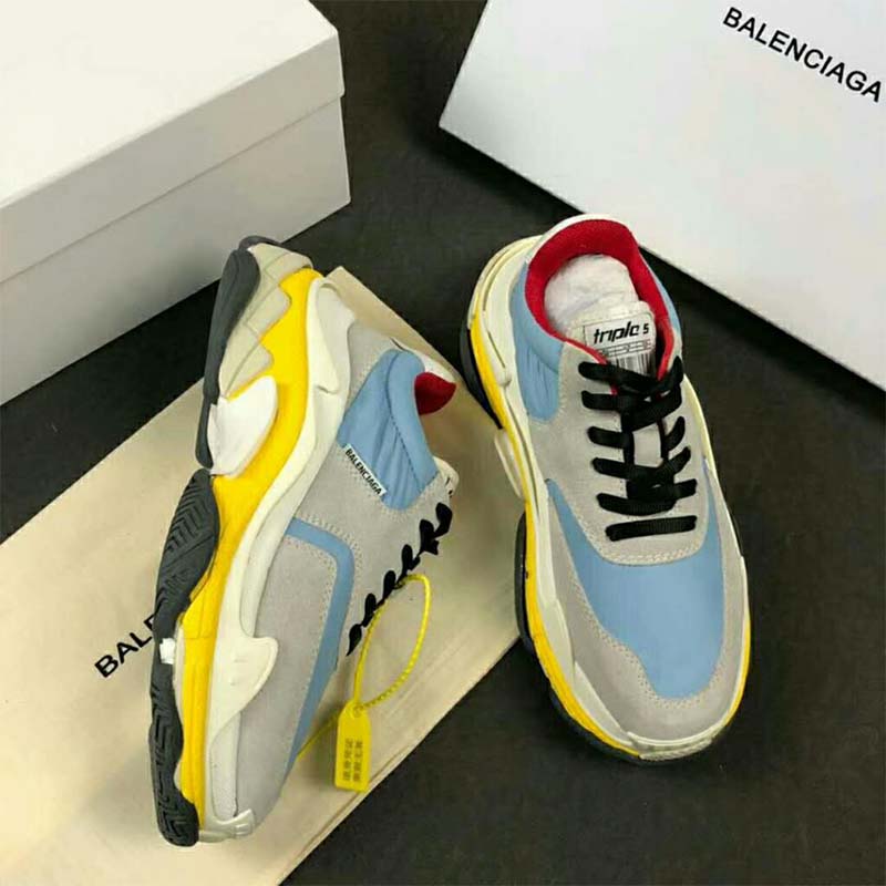 Close-up of layered sole detail on Balenciaga Unisex Shoes Triple S Trainers