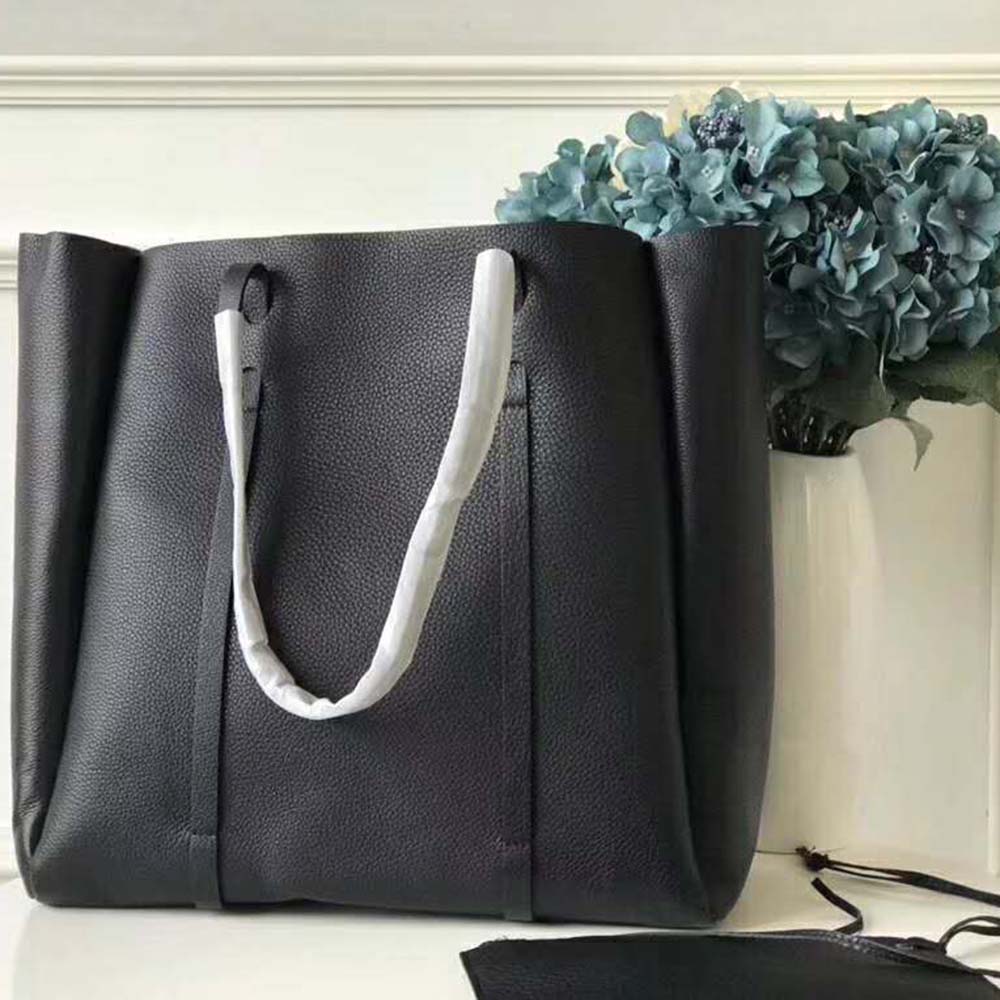 Balenciaga Women Everyday Tote S Calfskin Tote with Thin Handles - image 4