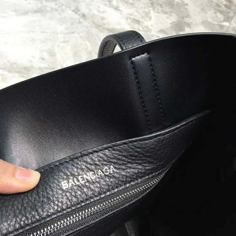 Balenciaga Women Everyday Tote XXS Calfskin Tote with Thin Handles-Black - image 9