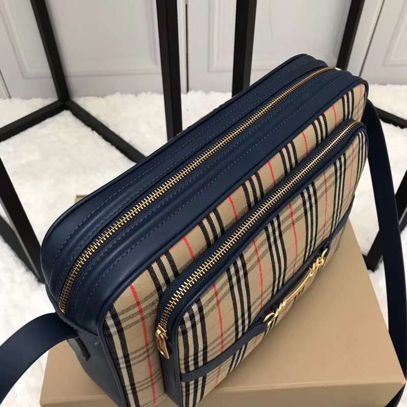Burberry Unisex The Large 1983 Check Link Camera Bag-Navy - image 6