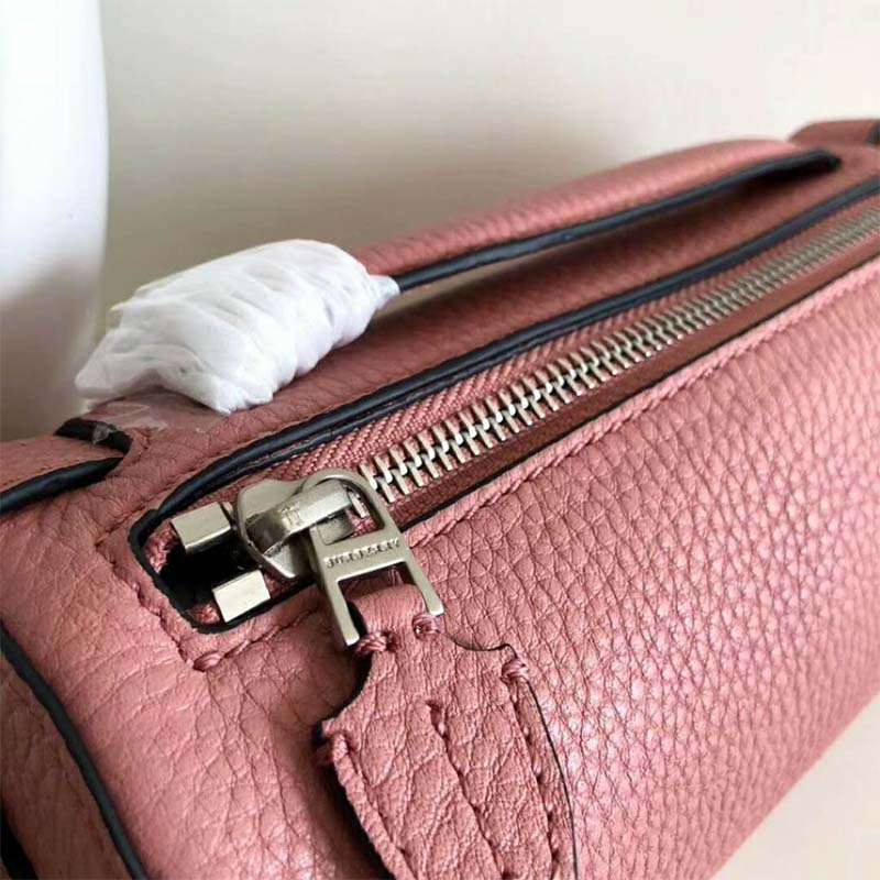 Burberry Women The Leather Barrel Bag-Pink - image 5