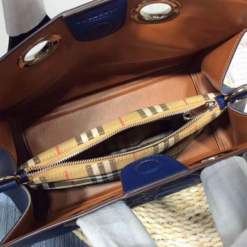 Burberry Women The Leather Crest Grommet Detail Tote-Blue - image 5