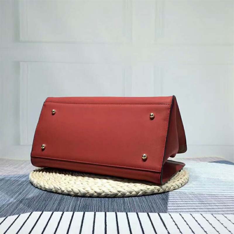 Burberry Women The Leather Crest Grommet Detail Tote-Red - image 4