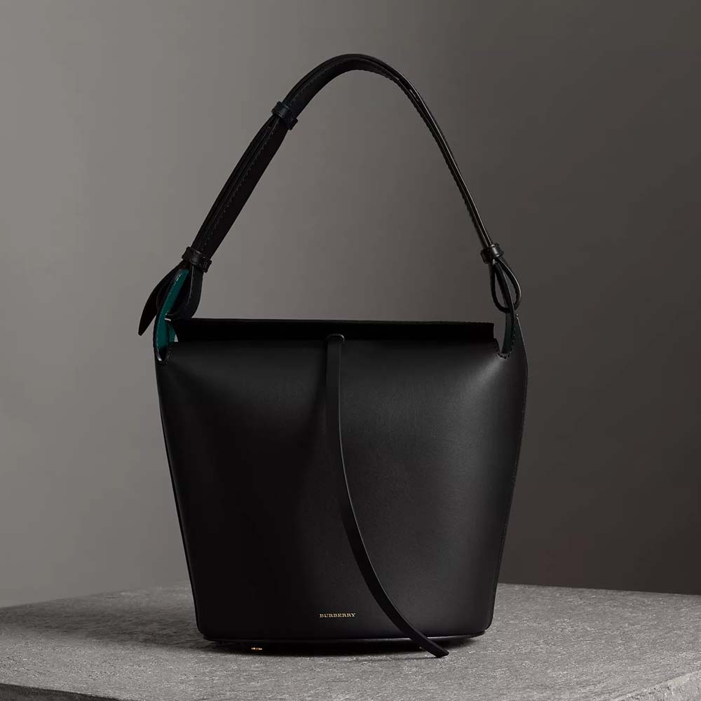 Front view of Burberry Women The Medium Leather Bucket Bag-Black