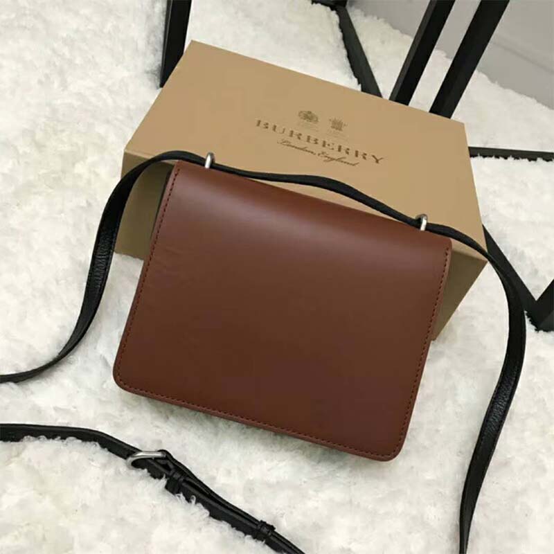Burberry Women The Small Leather D-Ring Bag-Brown - image 4
