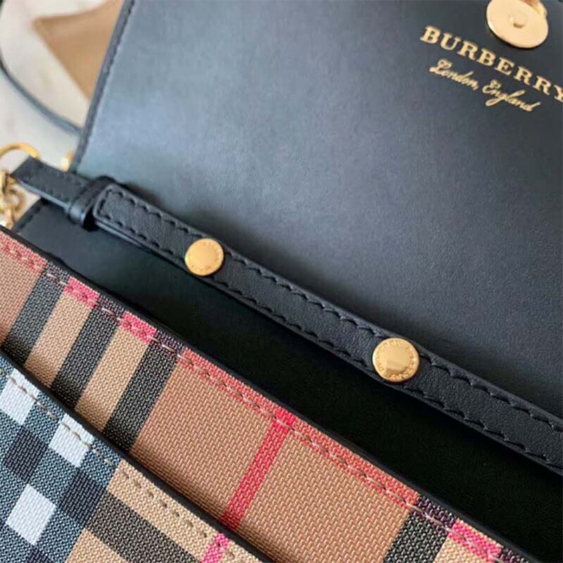 Burberry Women Vintage Check and Leather Wallet with Chain - image 6