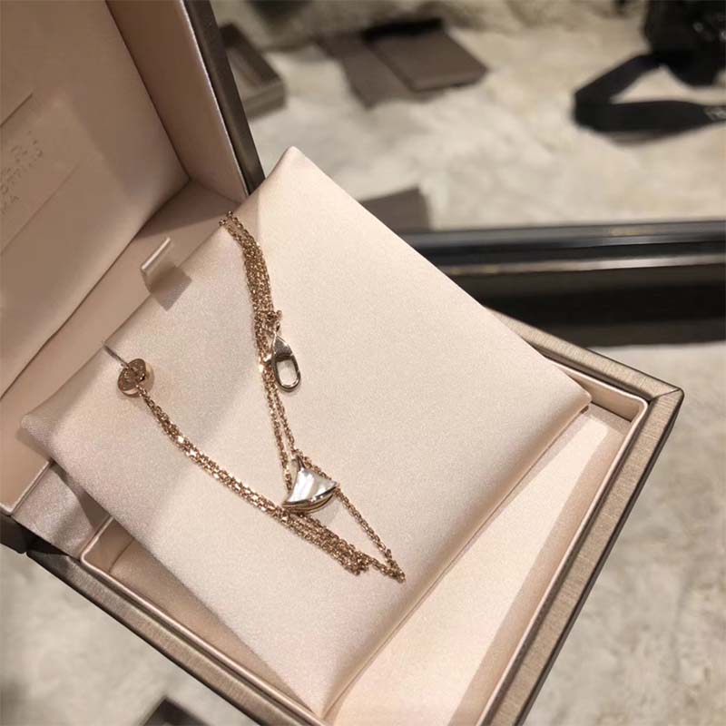 Bvlgari Women Divas’ Dream Bracelet - image 5