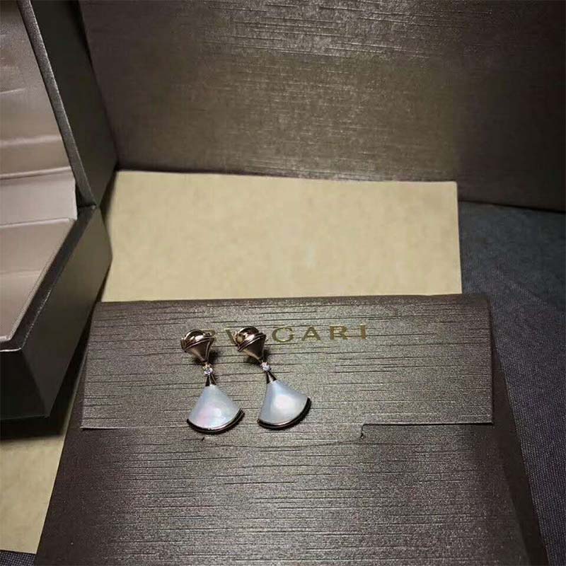 Bvlgari Women Divas’ Dream Earrings 18 KT Rose Gold Set - image 6
