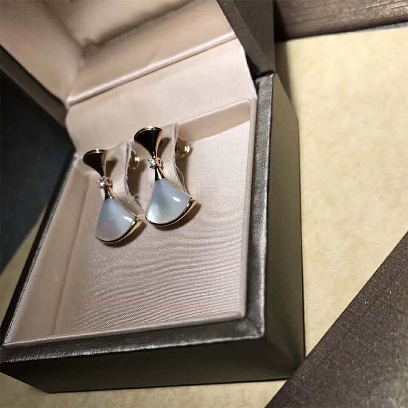 Bvlgari Women Divas’ Dream Earrings 18 KT Rose Gold Set - image 4