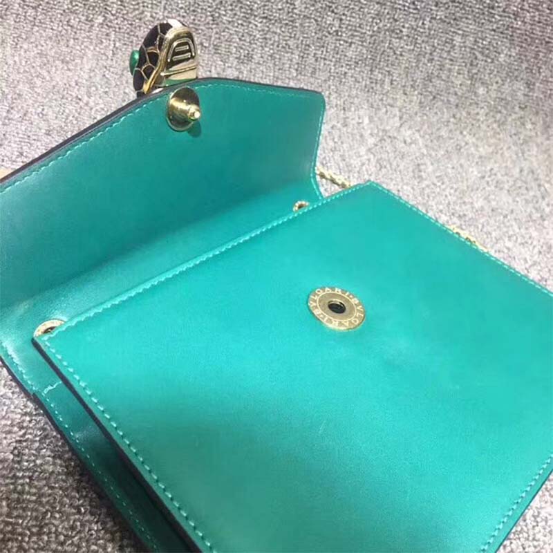 Bvlgari Women Serpenti Forever Medium Flap Cover Bag Calfskin-Green - image 4