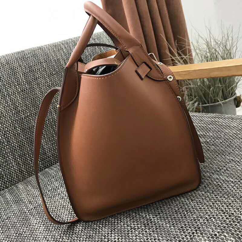Celine Women Small Big Bag in Smooth Calfskin-Brown - image 4