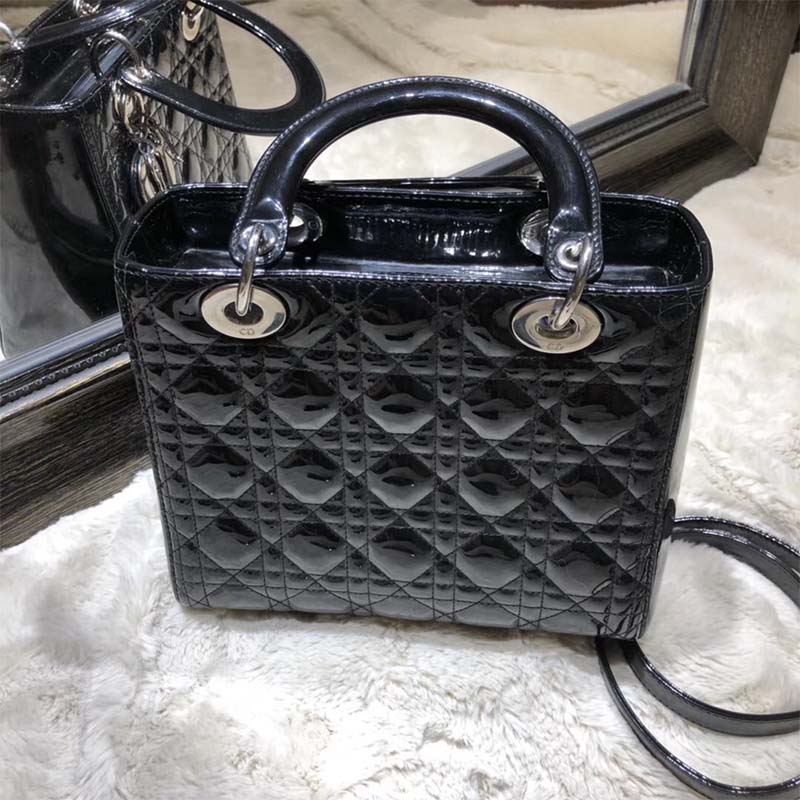 Dior Lady Dior Bag in Patent Cannage Calfskin-Black - image 4