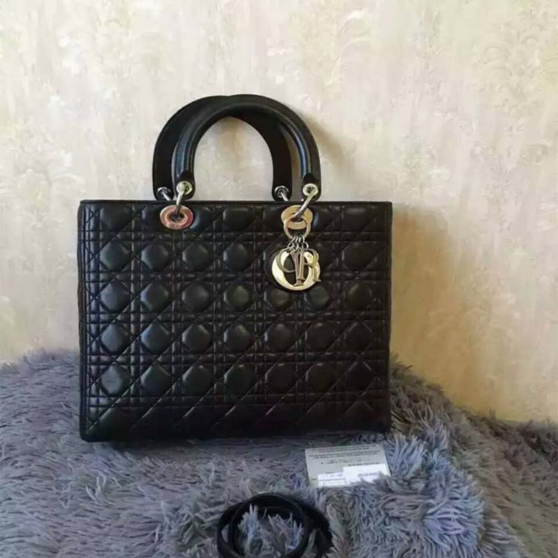 Close-up of Dior Large Lady Dior Bag signature cannage quilting detail