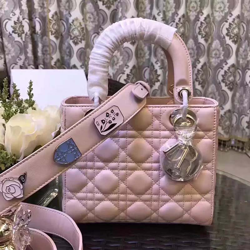 Close-up of silver hardware and closure on Dior My Lady Dior Bag Pink