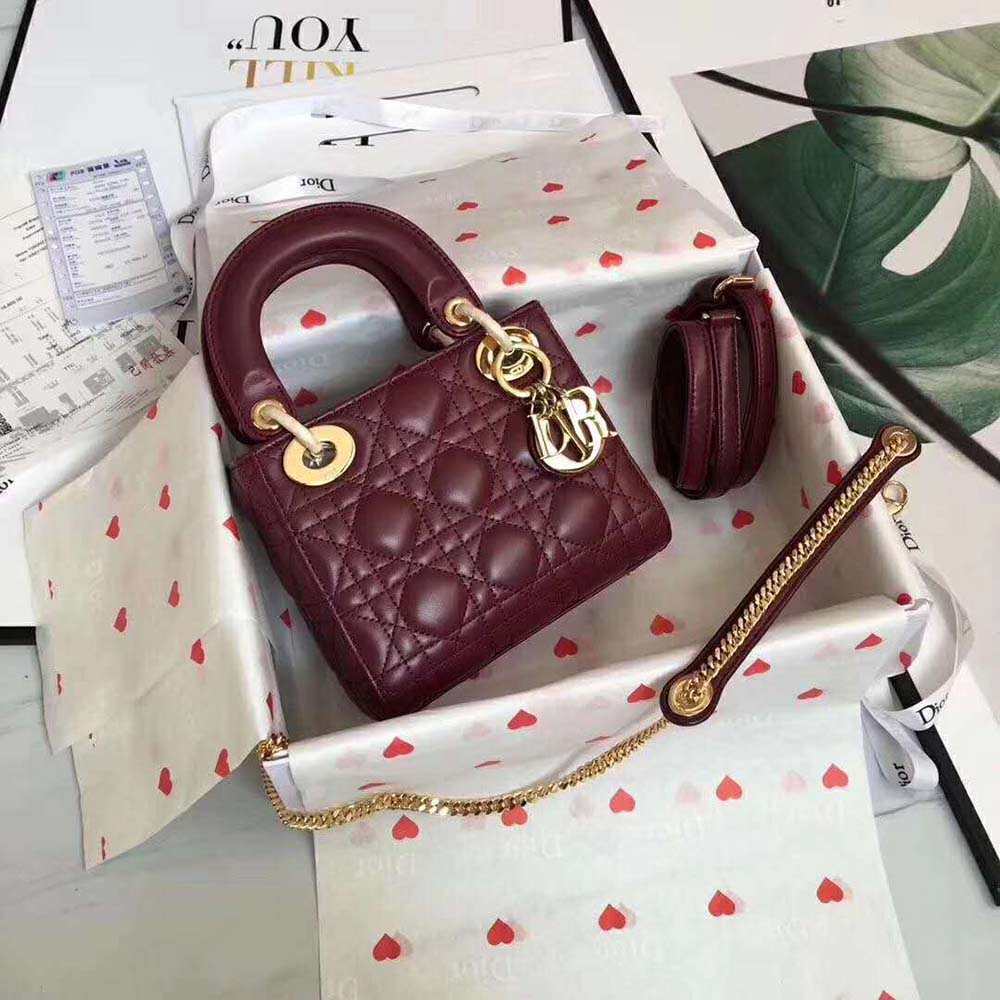 Close-up on silver hardware detailing of Dior Women MY ABCDIOR Lambskin Bag-Maroon
