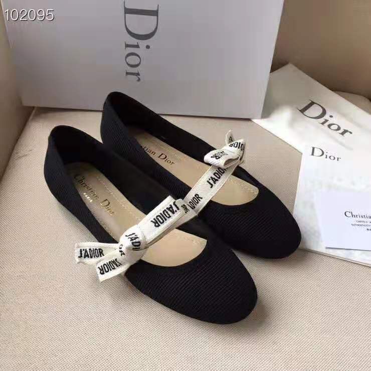 Close-up of J’adior ribbon detail on Dior Women Miss J’adior Ballet Flat