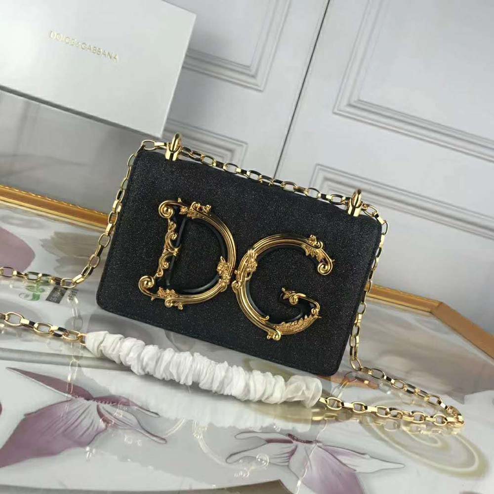 Close-up on gold-tone D&G logo hardware of Soft Lurex-Black cross-body bag