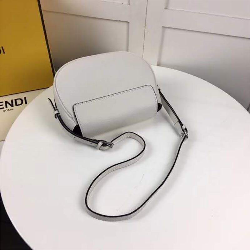 Fendi Women Shoulder Bag in Calf Leather-White - image 5