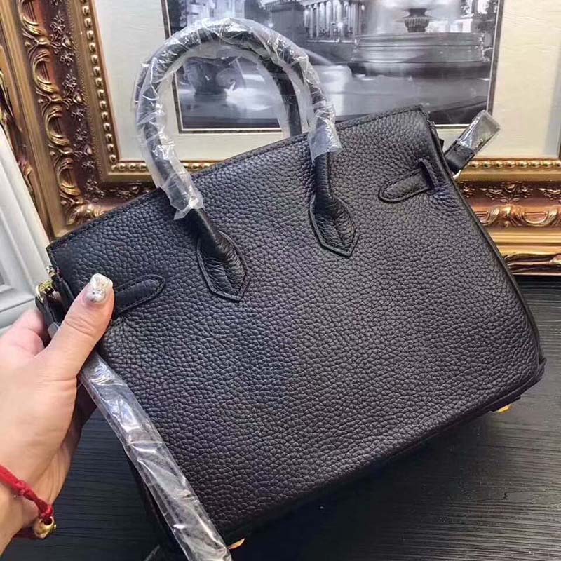 Hermes Birkin 25 Bag in Togo Leather with Gold Hardware-Black - image 4