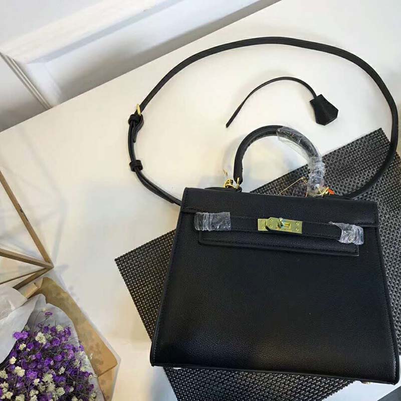 Hermes Kelly Sellier 32 Bag in Togo Leather-Black - image 9