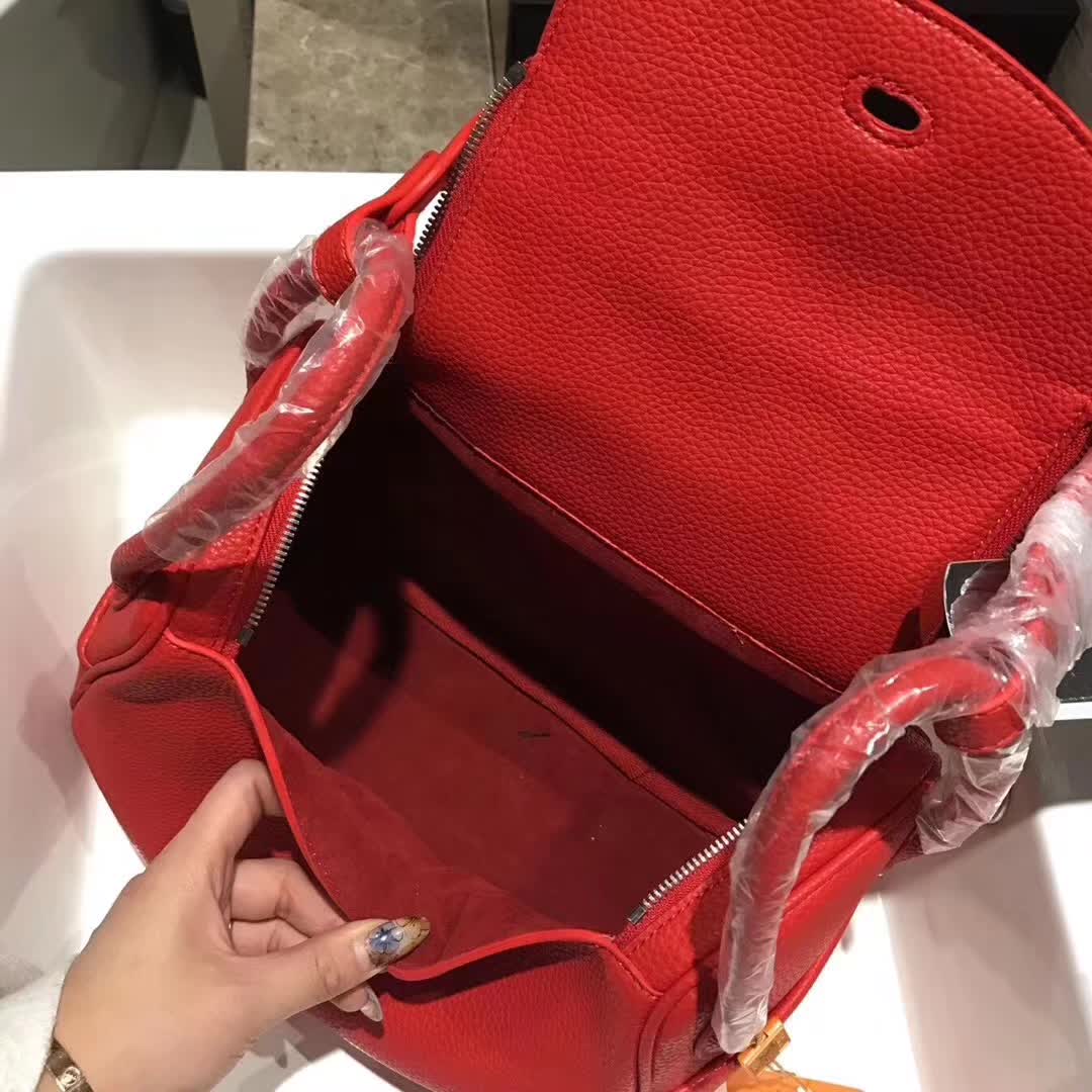 Hermes Lindy 30 Top Flap Leather Bag with Strap-Red - image 5