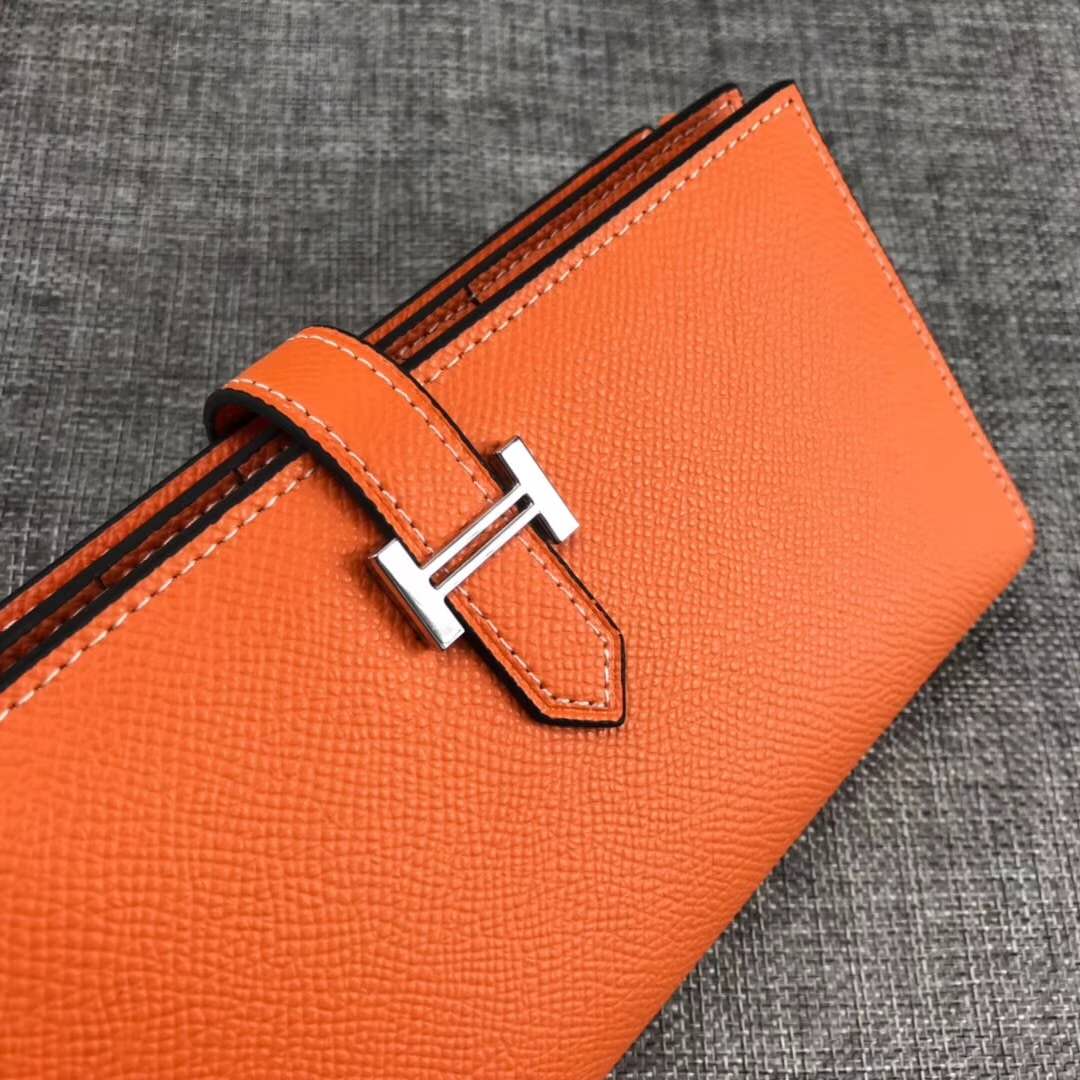 Hermes Medium Bearn Wallet in Epsom Calfskin Leather-Orange - image 4