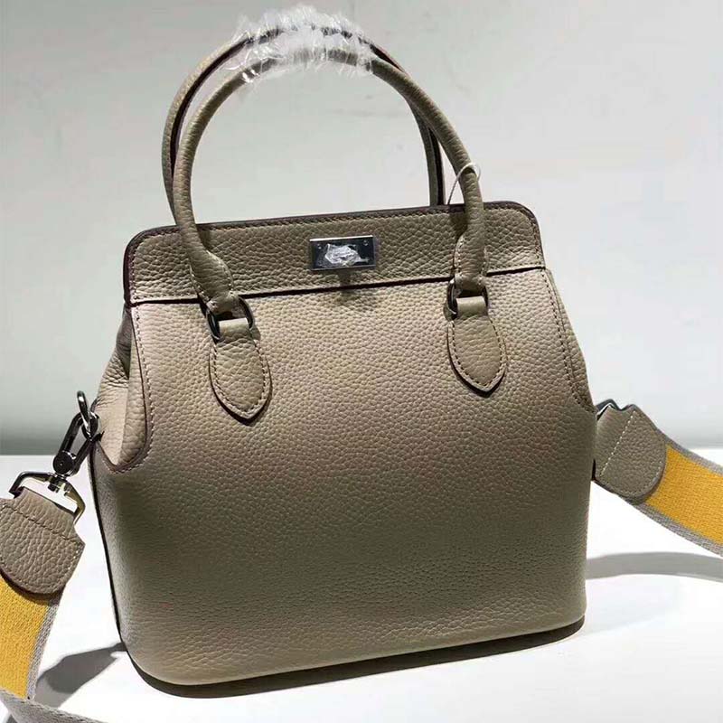 Close-up of silver hardware on Hermes Women Toolbox 26 Bag