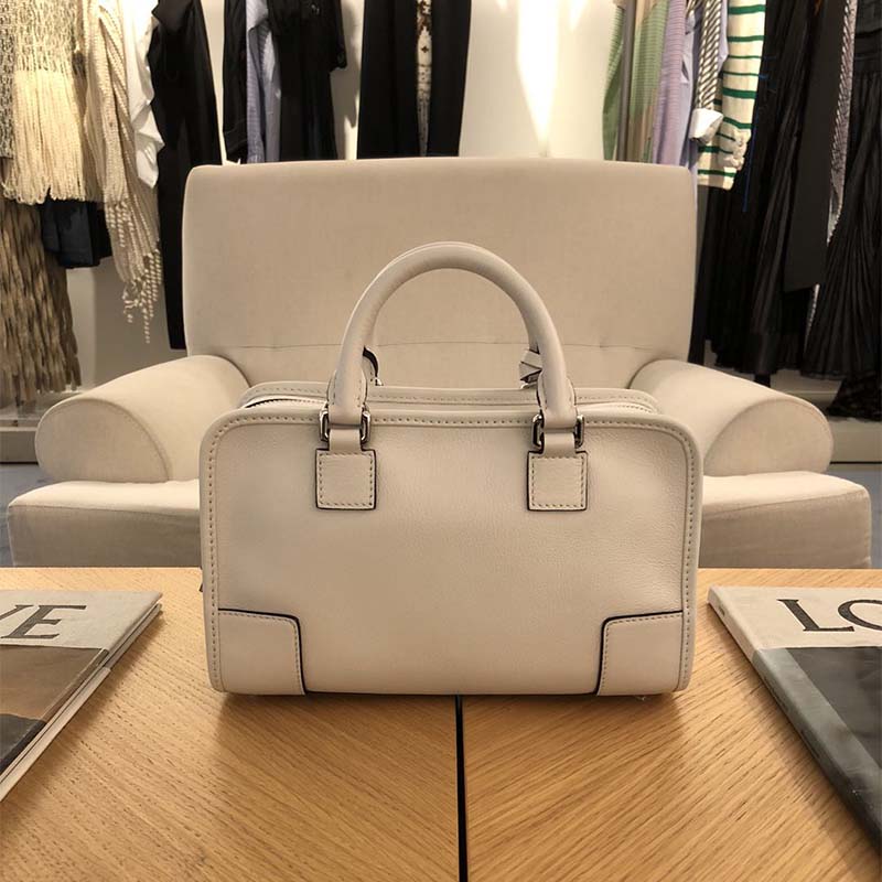 Loewe Women Amazona 28 Bag Ivory in Calf Leather-White - image 5
