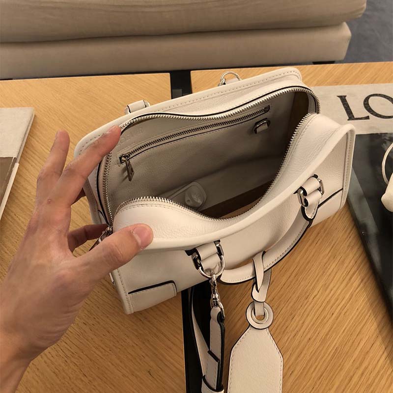 Loewe Women Amazona 28 Bag Ivory in Calf Leather-White - image 7