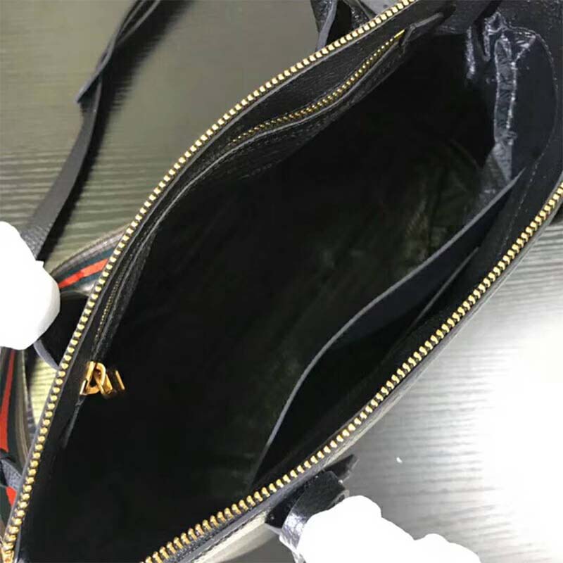 Prada Women Leather Handbag-Black - image 7