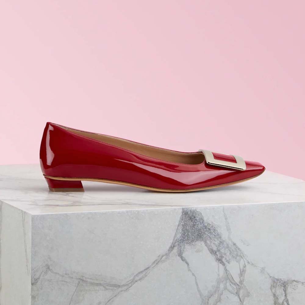 Side profile of Roger Vivier Women Belle Vivier Pumps in Patent Leather-Red