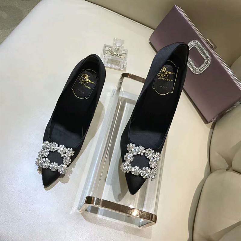 Roger Vivier Women Flower Strass Buckle Pumps 100mm Heel-Black - image 5
