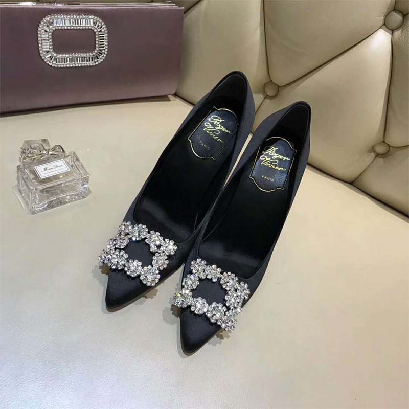 Roger Vivier Women Flower Strass Buckle Pumps 100mm Heel-Black - image 4