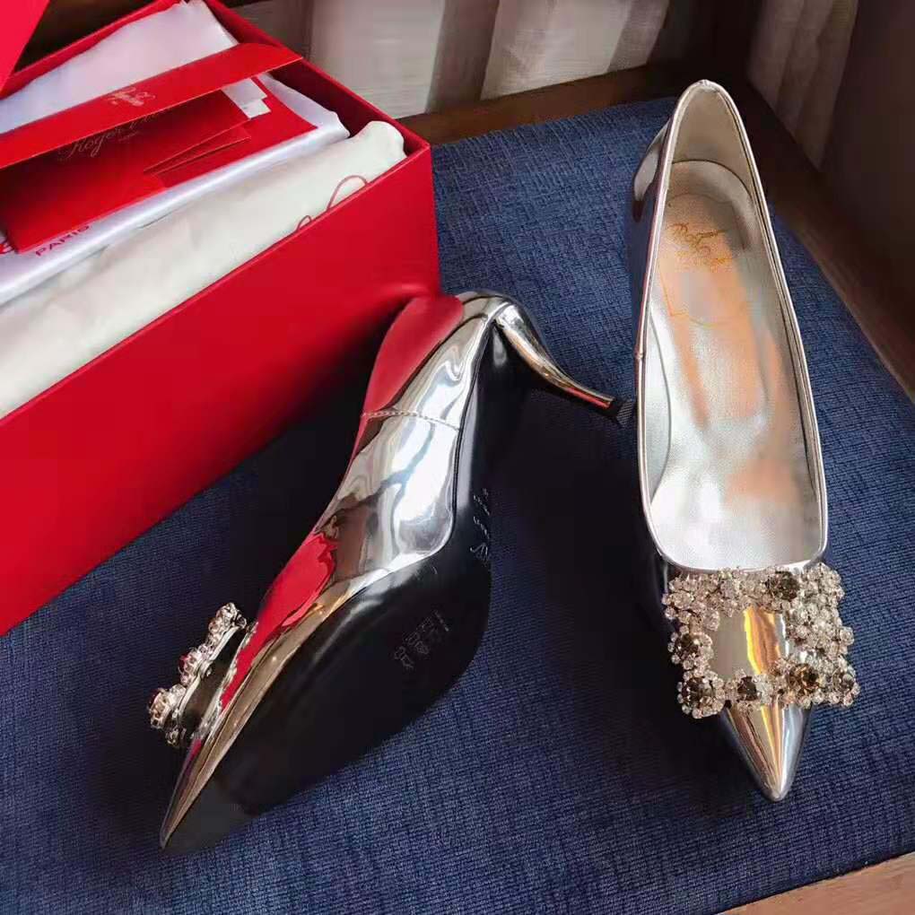 Roger Vivier Women Flower Strass Buckle Pumps-Silver - image 6