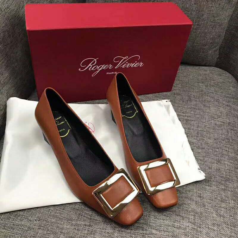 Rear angle showing 45mm block heel on Roger Vivier Belle Vivier Pumps