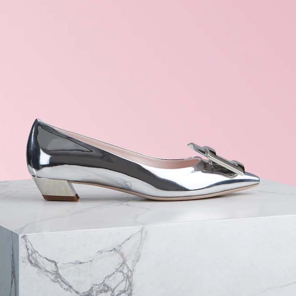 Side view of Roger Vivier Women Metal Buckle Gommettine Ballerinas-Silver