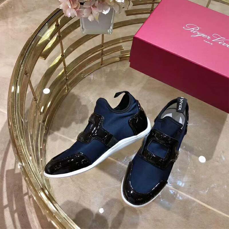 Overhead shot showing navy leather and sleek silhouette of Roger Vivier Women Shoes Sporty Viv’ Leather Buckle-Navy