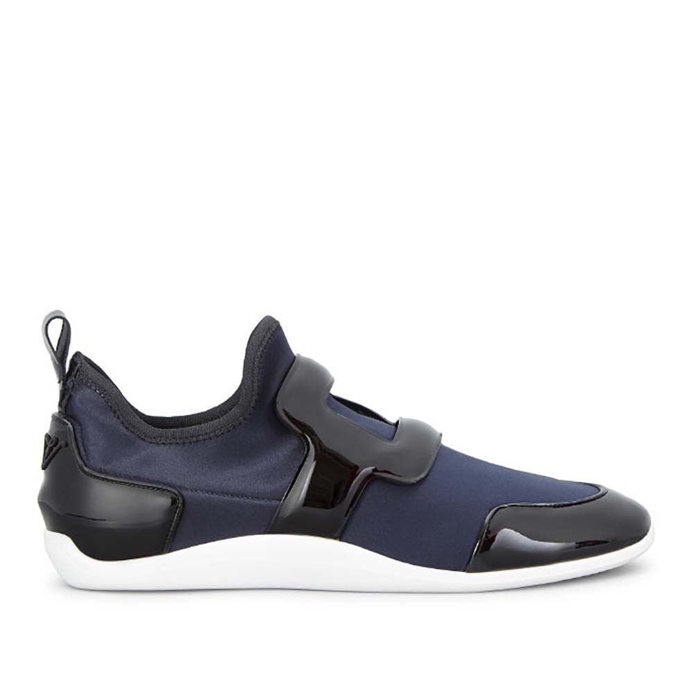 Side view of Roger Vivier Women Shoes Sporty Viv’ Leather Buckle-Navy with visible buckle