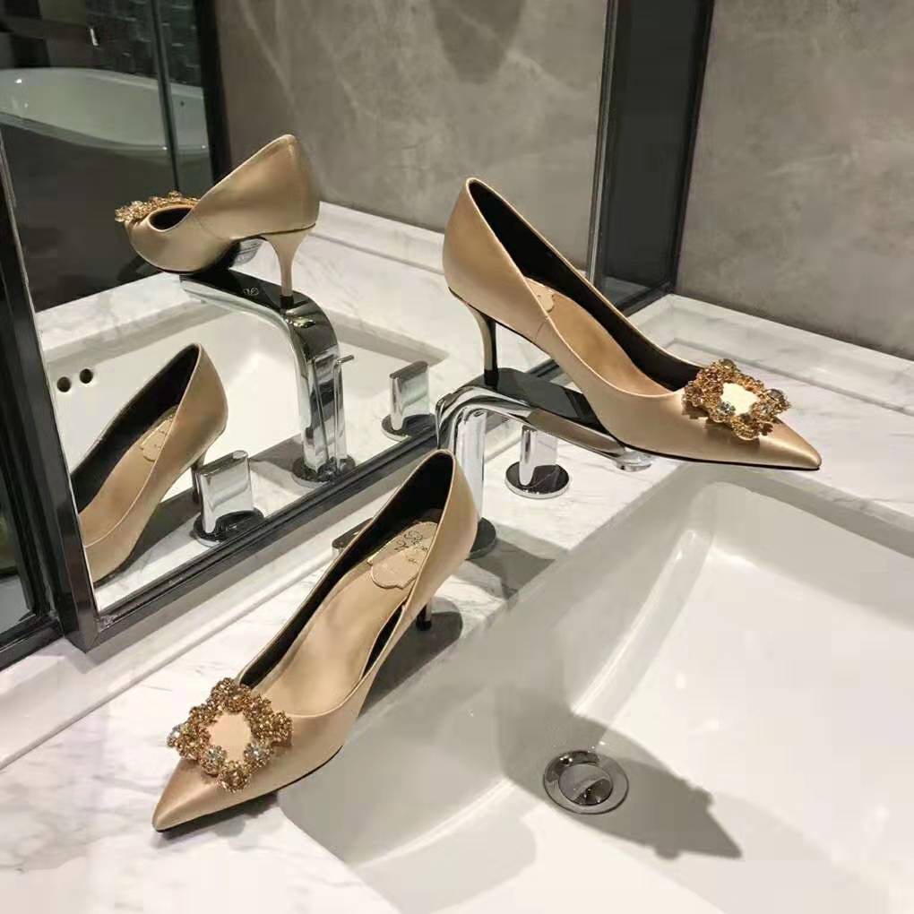 Top view showing silhouette of Roger Vivier Women Silk Flower Strass Pumps Sandy
