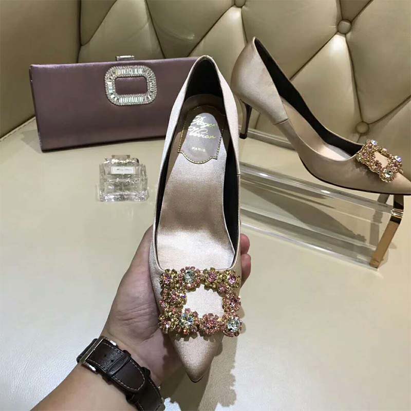 Roger Vivier Women Silk Flower Strass Pumps 65mm Heel-Gold - image 4