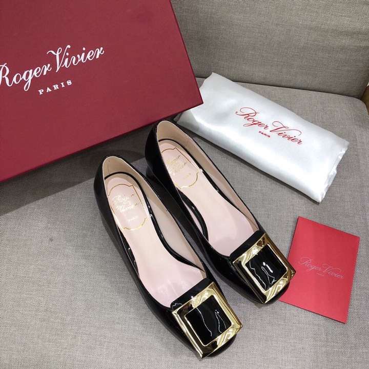 Roger Vivier Women Tres Vivier Ballerinas 2.54 cm Heel-Black - image 7