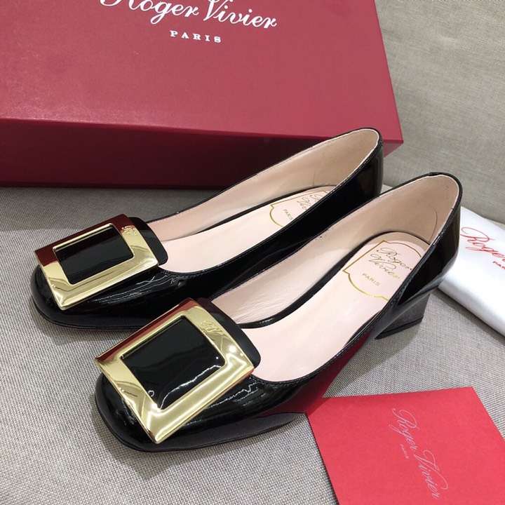 Roger Vivier Women Tres Vivier Ballerinas 2.54 cm Heel-Black - image 8
