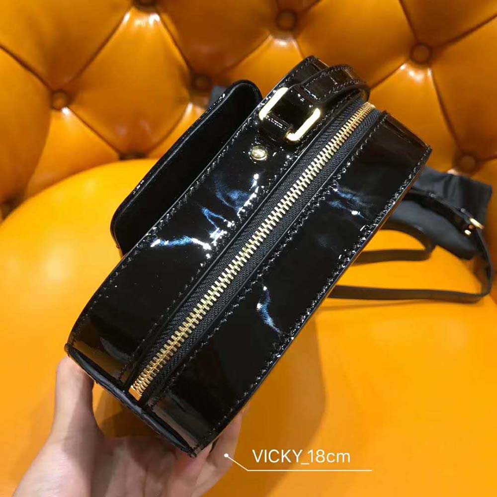 Saint Laurent YSL Women Vicky Camera Bag Quilted Patent-Black - image 6