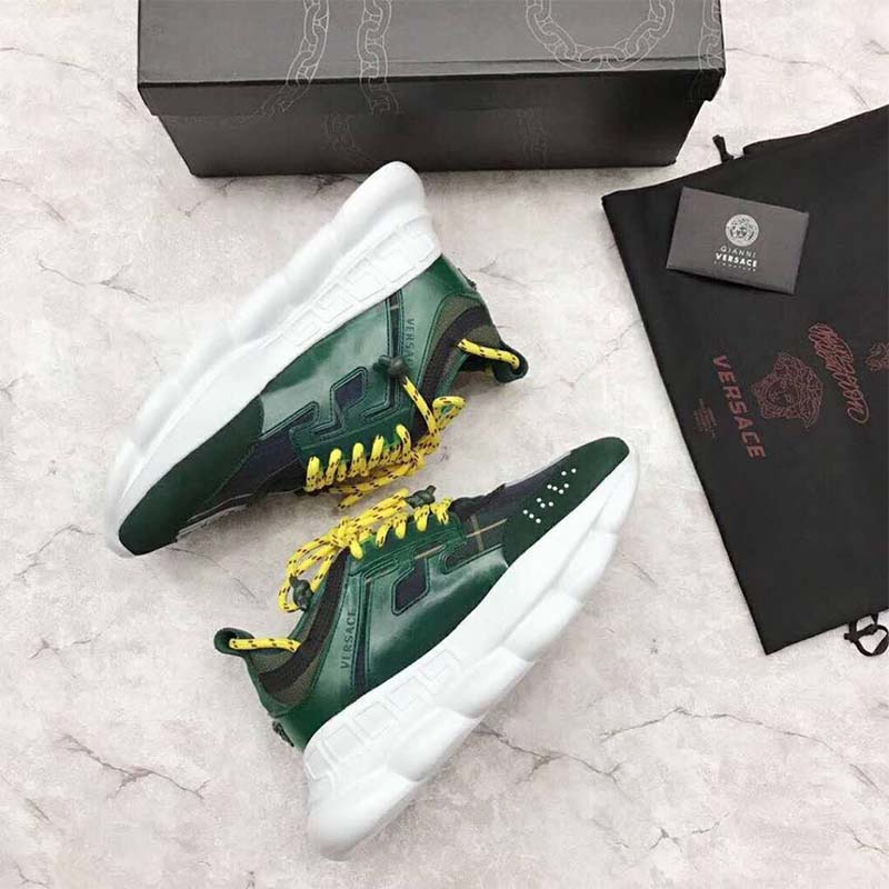 Close-up of chain-link sole detail on Versace Tartan-Green sneaker