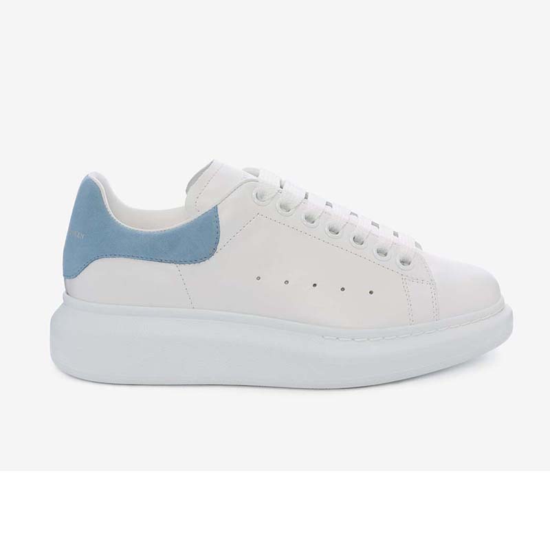 Side profile of Alexander McQueen Women Oversized Sneaker Shoes-Blue highlighting chunky sole