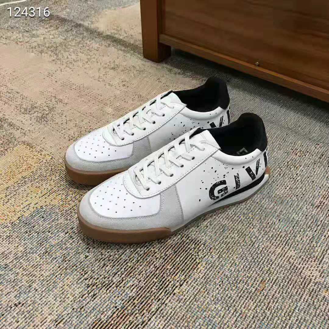 Top view showing laces and leather texture of Givenchy Men Low Sneakers in Leather-White