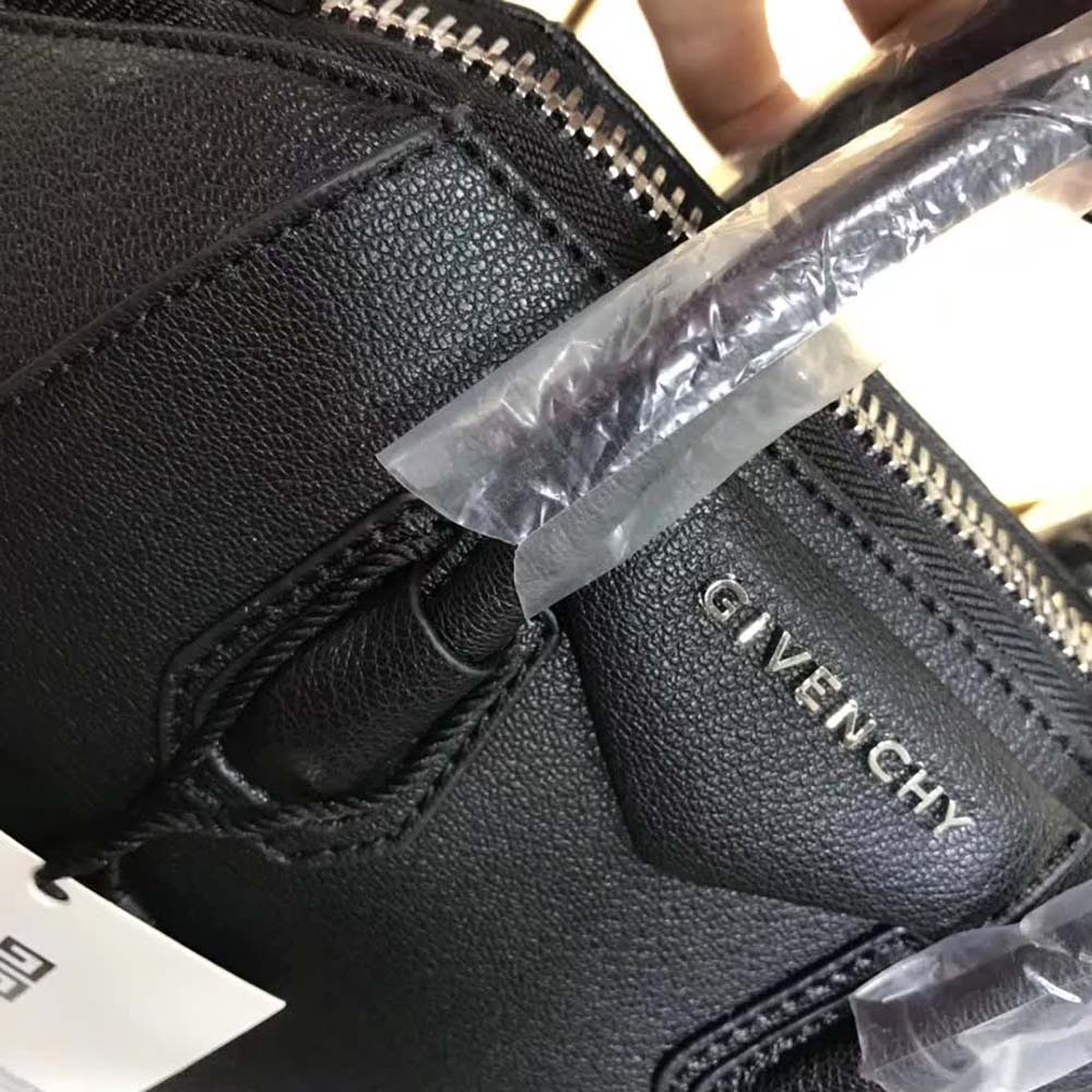 Givenchy Mini Antigona Bag in Grained Leather - image 8
